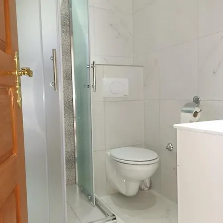 In With Balcony, Air Conditioning, Wifi, Dishwasher 878-1 Apartman