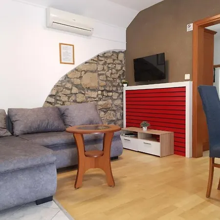 In Privlaka With Balcony, Air Conditioning, Wifi, Dishwasher 878-1 Apartment