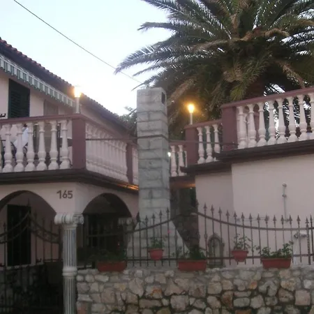 In Privlaka With Balcony, Air Conditioning, Wifi, Dishwasher 878-1