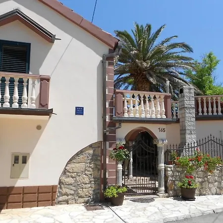 In Privlaka With Balcony, Air Conditioning, Wifi, Dishwasher 878-1 Apartment Privlaka (Zadar)
