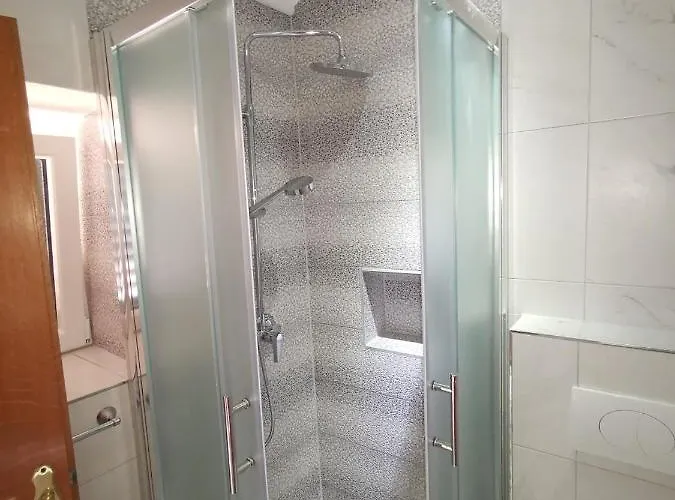 In With Balcony, Air Conditioning, Wifi, Dishwasher 878-1 Апартаменты